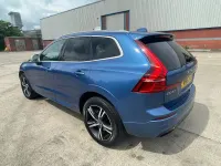 Used Volvo XC60 R-Design 235 HP (172 kW) 2018 Blue SUV