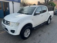 Begagnad Mitsubishi L200 175 HK (128 kW) 2014 Vit Pickup