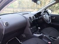 Used Nissan Qashqai Acenta 114 HP (83 kW) 2008 Silver SUV