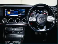 Usado Mercedes E200 AMG line 184 HP (135 kW) 2019 Prateado Sedan