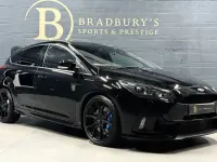 Used Ford Focus RS 350 HP (257 kW) 2017 Black Hatchback