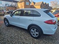 Used Porsche Cayenne 300 HP (220 kW) 2025 White SUV