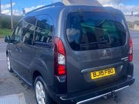 Used Peugeot Partner Tepee Outdoor 92 HP (67 kW) 2015 Grey MPV