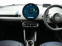 Used Mini Cooper SE Hatch 158 kW (215 HP) 2024 White Hatchback