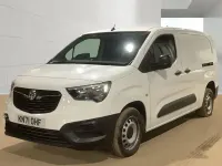 Used Vauxhall Combo 100 HP (73 kW) 2022 White MPV