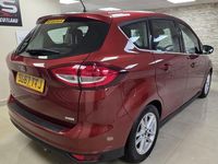 Used Ford C-MAX Zetec 125 HP (91 kW) 2017 Red MPV