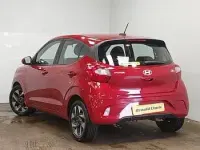 Używany Hyundai i10 Advanced 63 KM (46 kW) 2025 Czerwony Hatchback