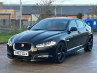 Begagnad Jaguar XF Portfolio 2013 Svart Sedan