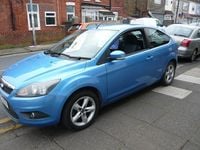 Used Ford Focus Zetec 2009 Blue Hatchback