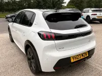Used Peugeot 208 GT 131 HP (96 kW) 2023 White Hatchback