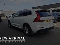 Used Volvo XC60 Momentum 247 HP (181 kW) 2018 White SUV