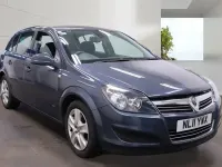 Used Vauxhall Astra Active 115 HP (84 kW) 2011 Blue Hatchback