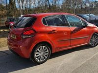 Used Peugeot 208 Allure 100 HP (73 kW) 2015 Orange Hatchback