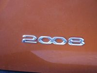 Used Peugeot 2008 Allure+ 100 HP (73 kW) 2023 Orange SUV