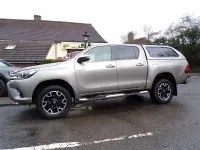 Używany Toyota HiLux 150 KM (110 kW) 2020 Brązowy Pickup