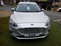 Begagnad Ford Focus Zetec 95 HK (69 kW) 2025 Grå Kombi
