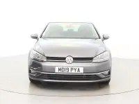 Usado VW Golf VII Match 150 HP (110 kW) 2019 Cinzento Citadino