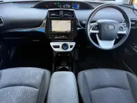 Used Toyota Prius Business Edition 122 HP (89 kW) 2018 Red Hatchback
