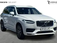 Used Volvo XC90 Momentum 235 HP (172 kW) 2022 White SUV