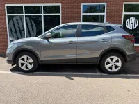 Used Nissan Qashqai Acenta Premium 115 HP (84 kW) 2019 Grey SUV