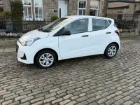 Used Hyundai i10 66 HP (48 kW) 2017 White Hatchback
