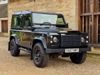Used Land Rover Defender 122 HP (89 kW) 2007 Black Estate