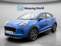 Käytetty Ford Puma Titanium 155 HP (114 kW) 2023 Sininen Katumaasturi