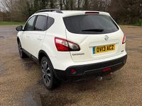 Used Nissan Qashqai 360º 2013 White SUV