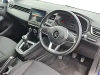 Używany Renault Clio V Iconic 100 KM (73 kW) 2021 Niebieski Hatchback