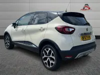 Used Renault Captur Dynamique 90 HP (66 kW) 2017 Cream SUV