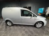 Begagnad VW Caddy Highline 2019 Silver Minibuss
