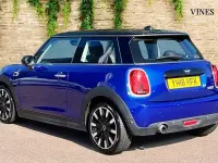 Used Mini Cooper Hatch 136 HP (100 kW) 2018 Blue Hatchback