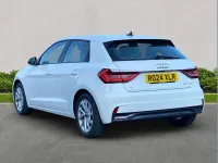 Używany Audi A1 Sport 110 KM (80 kW) 2024 Biały SUV
