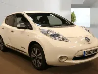 Used Nissan Leaf Tekna 80 kW (109 HP) 2013 White Hatchback