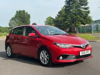 Used Toyota Auris 2016 Red Hatchback