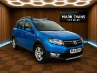 Used Dacia Sandero Lauréate 90 HP (66 kW) 2015 Blue Hatchback