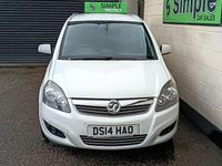 Used Vauxhall Zafira Design Edition 120 HP (88 kW) 2014 White MPV