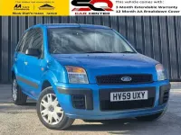 Used Ford Fusion Style 80 HP (58 kW) 2009 Blue Hatchback