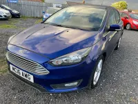 Begagnad Ford Focus Zetec 2016 Blå Halvkombi