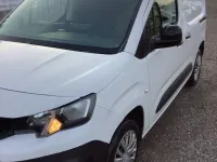 Second-hand Peugeot Partner 131 CP (96 kW) 2022 Alb Monovolum