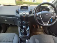 Used Ford Fiesta Titanium 75 HP (55 kW) 2013 Red Hatchback