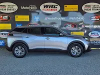 Begagnad Peugeot 2008 Active 100 HK (73 kW) 2020 Grå SUV
