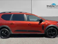 Used Dacia Jogger Extreme 109 HP (80 kW) 2023 Brown MPV