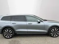 Used Volvo V60 CC Pro 247 HP (181 kW) 2021 Grey Estate