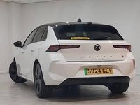Used Vauxhall Astra 114 kW (156 HP) 2024 White Hatchback