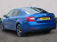 Used Skoda Octavia SportLine 150 HP (110 kW) 2019 Race blue metallic Hatchback