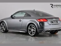 Begagnad Audi TTS Design 315 HK (231 kW) 2022 Grå Sportkupé