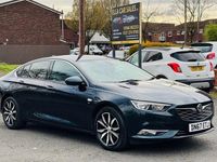 Used Vauxhall Insignia SRi 170 HP (125 kW) 2017 Green Hatchback