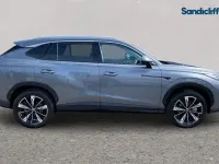 Usado MG HS Trophy 170 HP (125 kW) 2024 Cinzento SUV