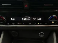 Used Nissan Qashqai Acenta Premium 140 HP (102 kW) 2022 White SUV